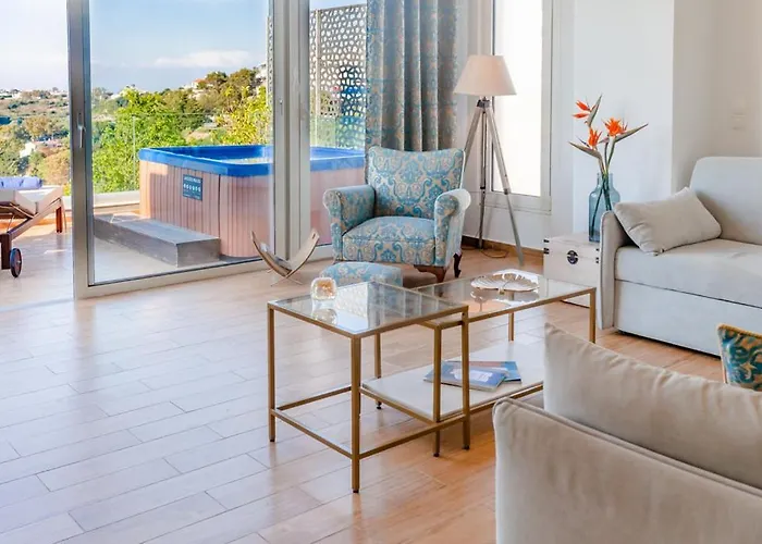 Fly View Flats BLUE Jacuzzi Sea View